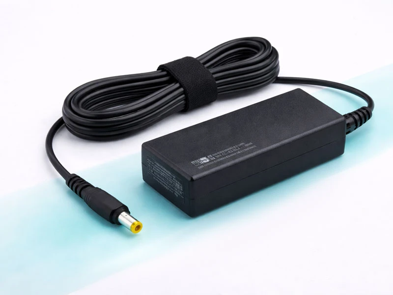 Toshiba Charger 65W 19V